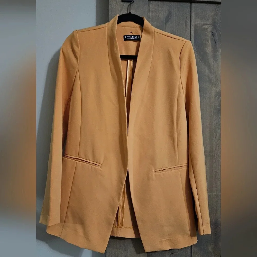 Bagatelle Open front blazer. light orange. Size small NWT - Picture 11 of 14